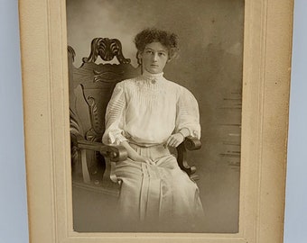 Ancienne photo de portrait de jeune femme édouardienne ~ image frappante ~ Chicago