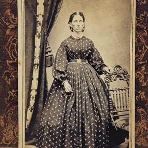 Print Dress Woman Hoop Skirt~CDV Photo~Civil War Era~Williamsport PA