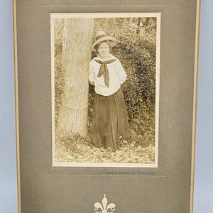 ~Junge Edwardianerin~Antikes Foto~Trägt Strohhut~Sailor Top~Id'd