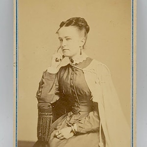 Finger to Cheek Pose~Woman~CDV Photo~Wearing Shawl~Drop Earrings