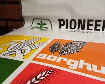 Pioneer Seed Corn Company Heavy Duty Plastic Storage Bag New Vintage Collectible Advertisement Thick Stowaway Sack Product Holder Carrier