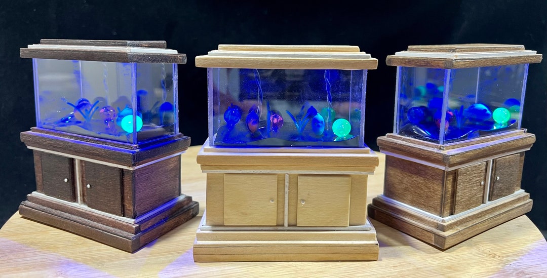 112 Dollhouse Wood Stain Finish, Miniature Fish Tanks, LED Aquariums
