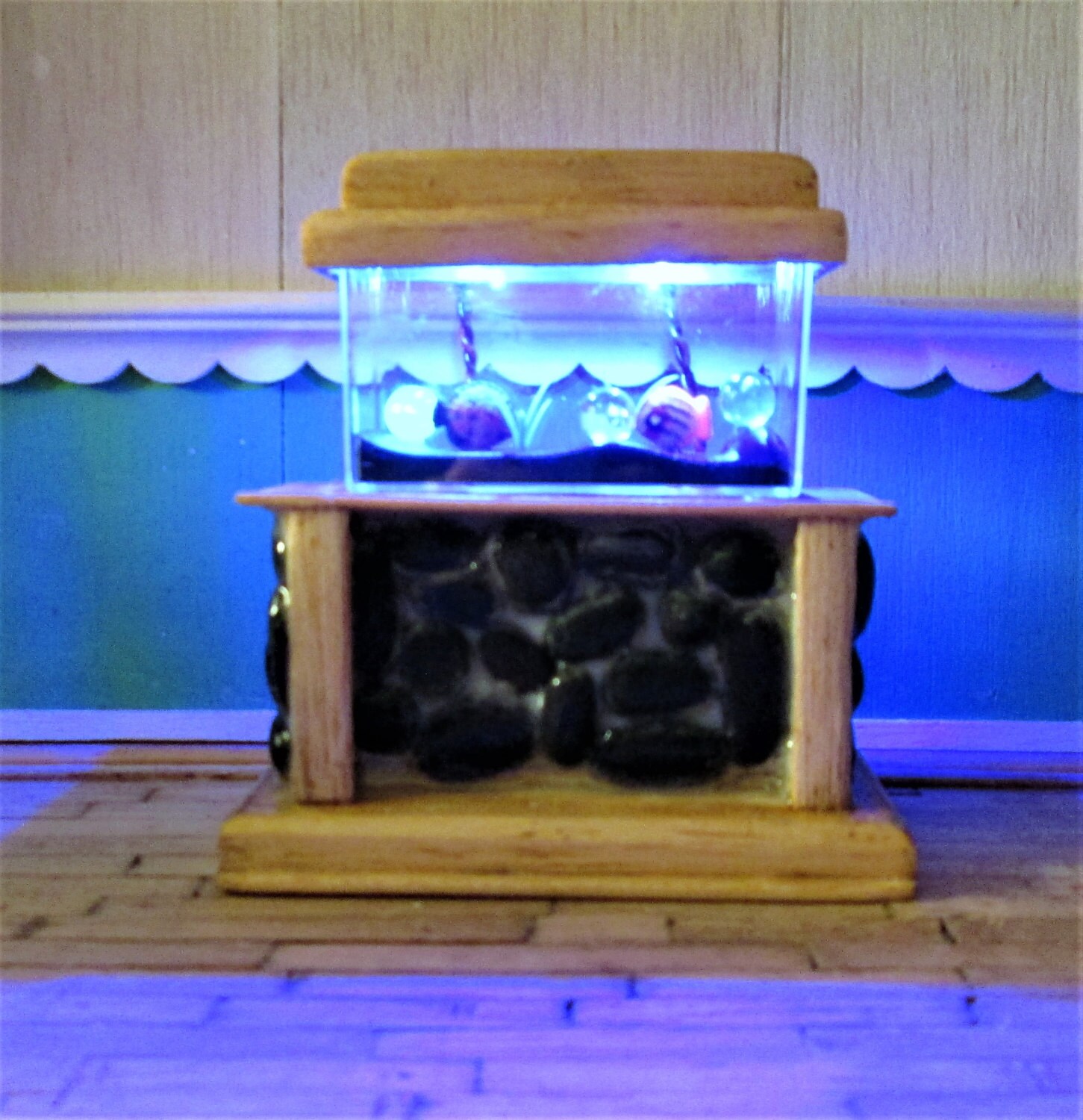 112 Dollhouse Stone base aquarium, miniature aqaurium, miniature fish