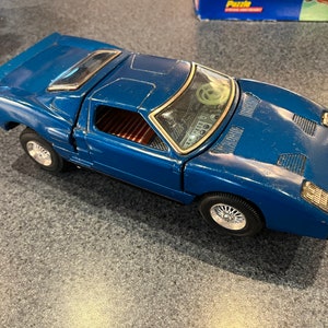 FORD ID 40 Japan Blechauto
