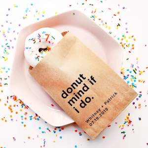 Personalized Donut Wedding Favor Bags | Donut Favor Bag | Wedding Favor Bags | Personalized Wedding Favor Bags, Custom Favor Bags Wedding
