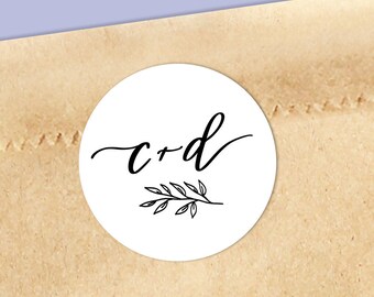 Elegant Personalized Wedding Couple Name Labels, Wedding Favor Stickers, Thank you Labels, Round