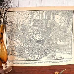 Oude Zwart-Wit Kaart van Montreal 1940, WWII Era Map, Originele Gedetailleerde Kaart van Montreal, Industriële Muur kunst, Kaart aan Frame