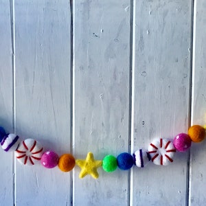 Candy Shoppe Peppermint Patty Garland/Christmas  Decor/ Fireplace Banner/Felt Ball Garland