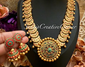 Handcrafted Terracotta Necklace Earring Set: Kemp-Inspired Painted Jewelry