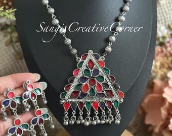 Oxidized German Silver Lookalike Jewelry Set: Resin Painted Necklace, Earrings