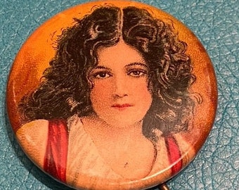 ANTIQUE Celluloid Pinback Victorian Lady Pin ~ Cracker Jack / Tobacco Premium the Early Years