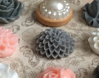 Flower Magnets for Fridge,Easter Gift Basket,Wedding Magnet,Small Gifts for Mom,Gift for a Journalist,Office Desk Accessories for Women,Rose