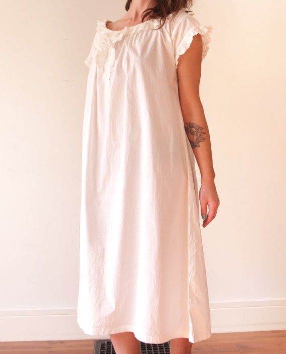 1920s White Cotton Night Gown / Antique Short Sle… - image 3