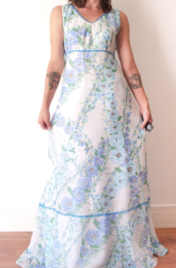 Vintage Blue & White Floral Maxi Dress 8 main image 0