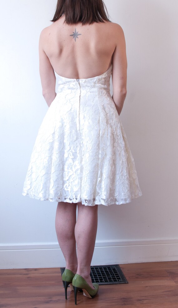 1990s White Lace Mini Dress - image 7