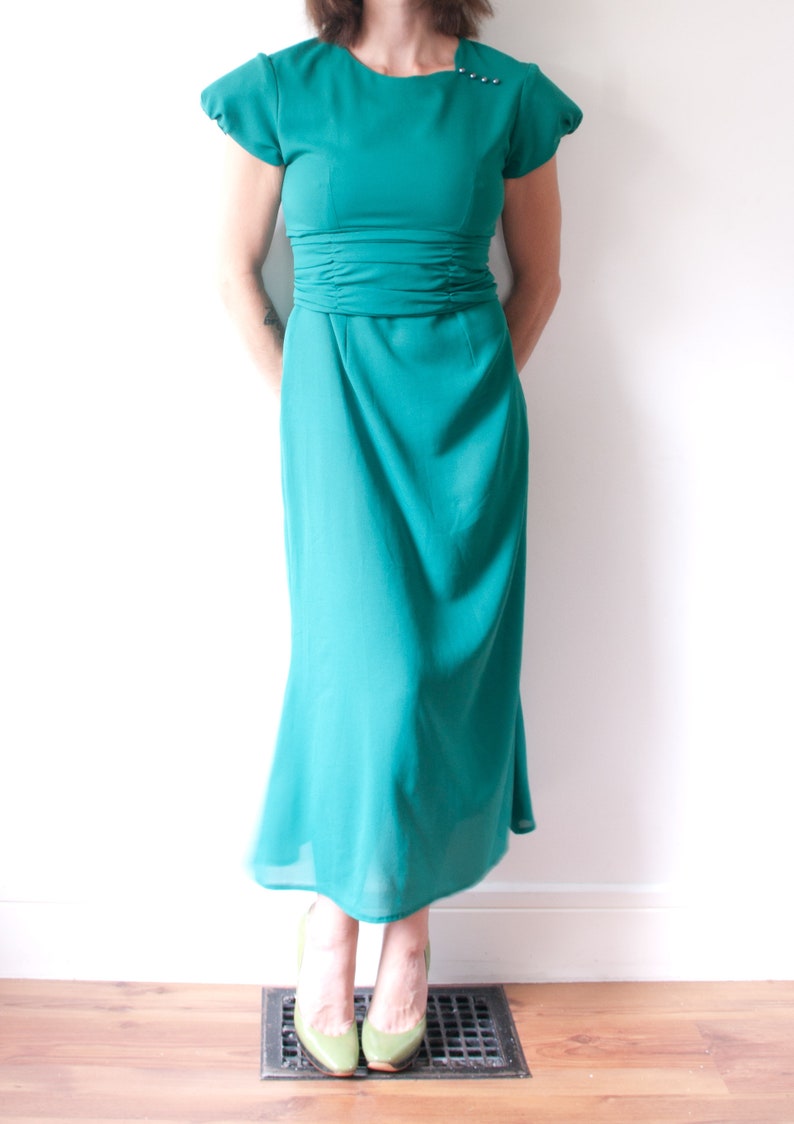 1960s Green Short Sleeve Gown image 2