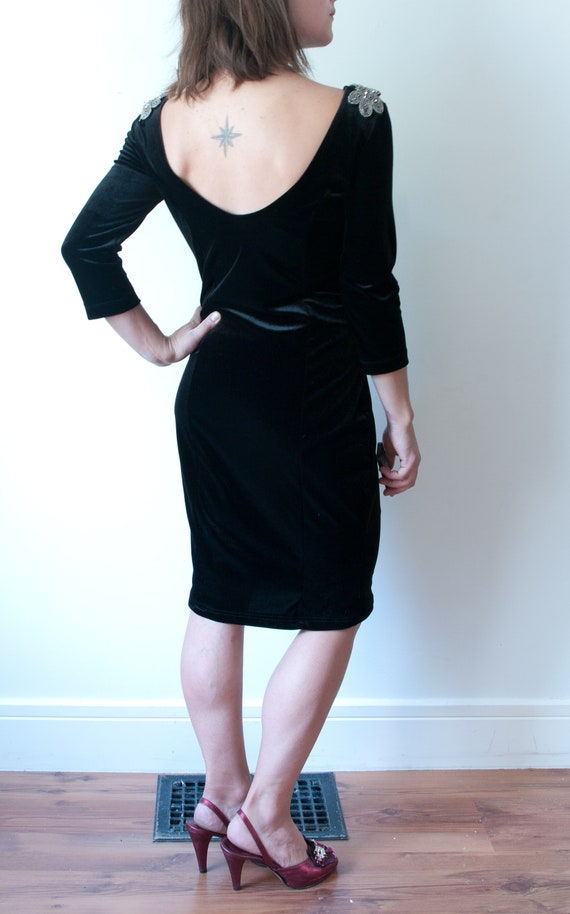 1990s Black Velvet Cocktail Dress / Vintage Open … - image 7