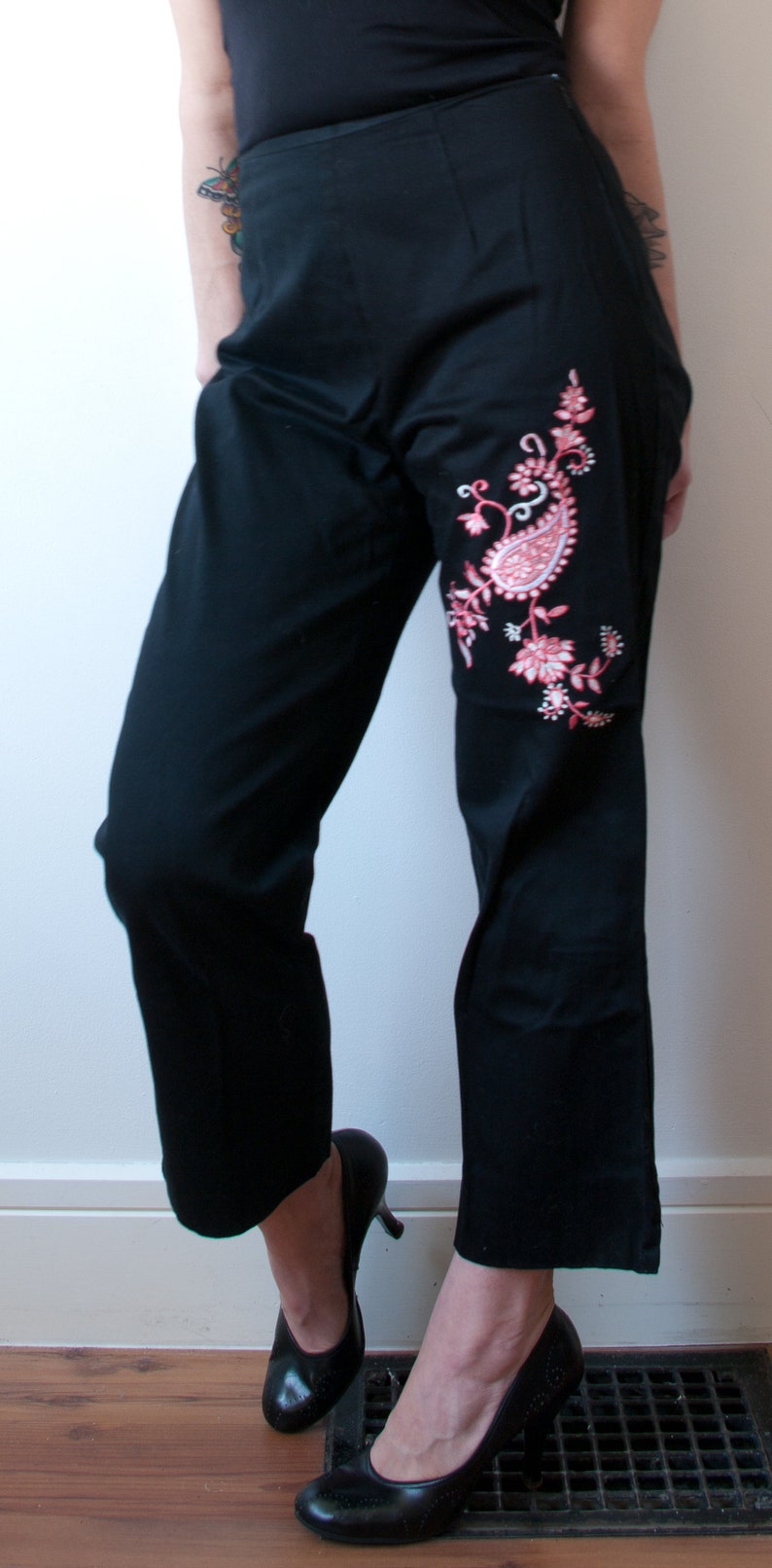 Vintage Black Crop Pants image 4