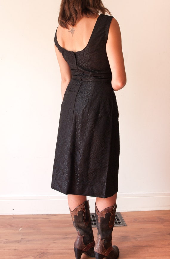 1970s Black Lace Dress - image 5