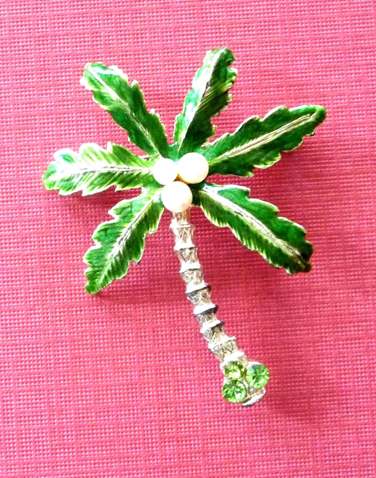 Palm Tree Pin A Tropical Palm Tree .... Unique + Colorful Pin Brooch - Costume ...