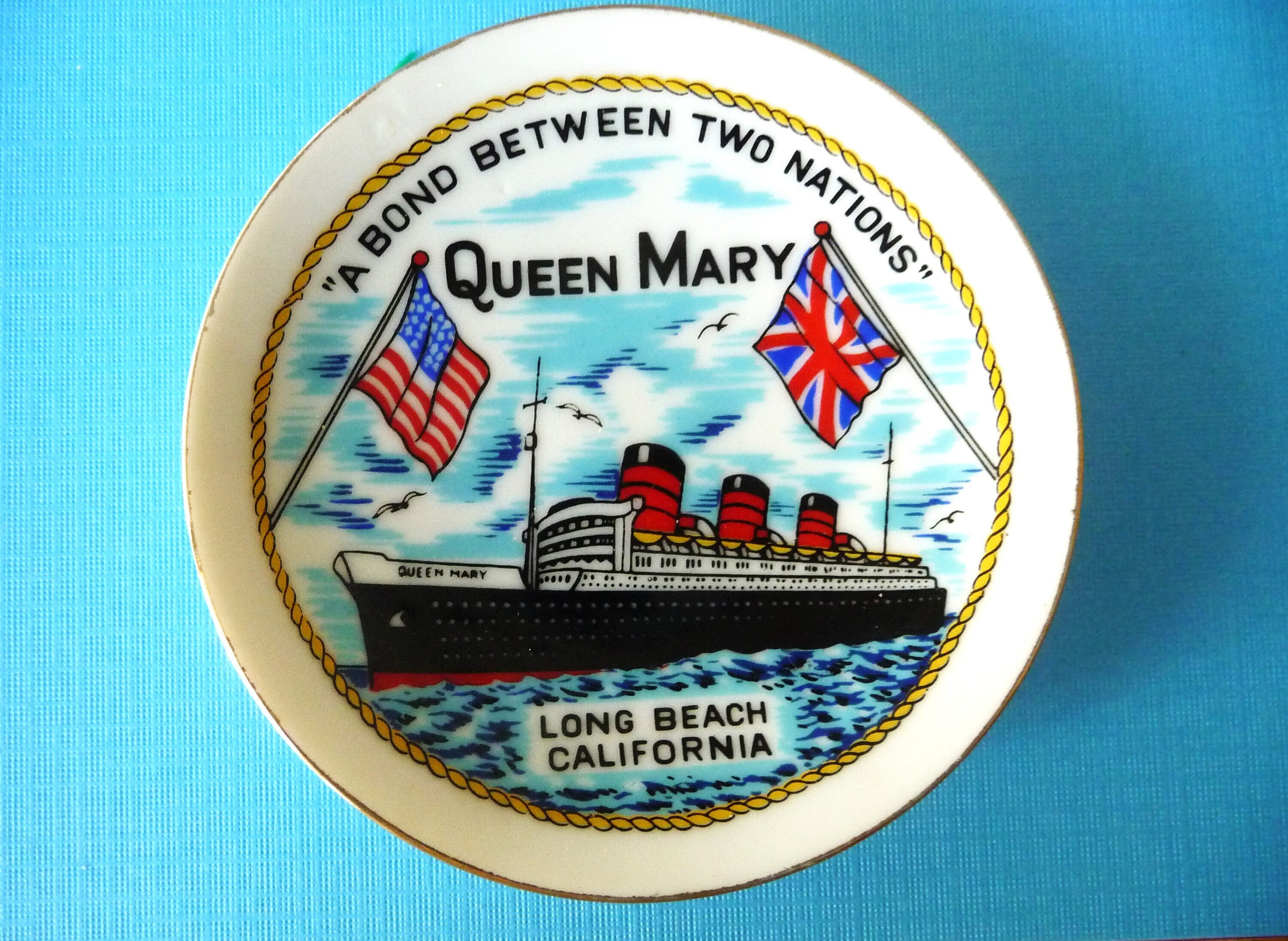 RMS Queen Mary Souvenir Long Beach California Collectible