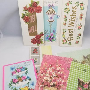 Variedade de cartões comemorativos vintage dos anos 1950 - pacote com tema floral, todos não utilizados - reserva de sucata / mídia mista / coisas efêmeras de papel de colagem