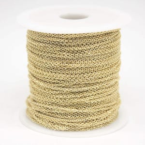 Cadena microplana resistente al deslustre - Chapada en oro de 18 quilates - Eslabón soldado de 2 x 1,4 mm, 90 cm