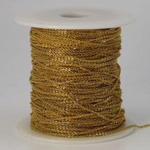 Cadena de cable microplana antideslustre - Chapada en oro de 18 quilates - Eslabón soldado de 1,2 mm - 32 pies - Bobina a granel