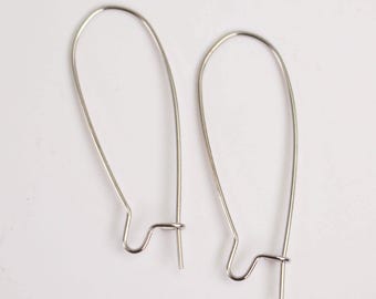Gancho para oreja con forma de riñón, acabado en plata antigua, 35 x 15 mm, 20 unidades (paquete a granel)