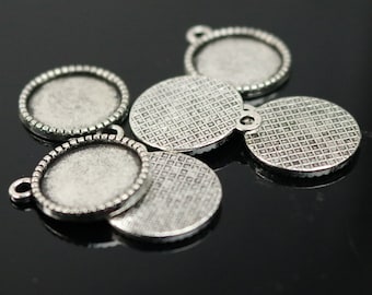 50 Round Antique Silver Bezel - for 14mm 9/16inch  - Circle Pendant Blank Bezel . for Cabochon Cameo Pendants, Photo Jewelry, Post Setting