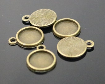 50 Round Antique Brass Bezel - for 10mm 3/8inch  - Circle Pendant Blank Bezel . for Cabochon Cameo Pendants, Photo Jewelry, Post Setting