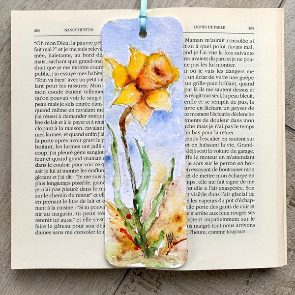 Marque-page original et unique décoré en aquarelle d’une fleur de jonquille, marque-page de fleur jaune symbole de renaissance printanière