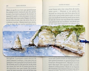 Landscape painting of the Cliffs of Etretat on bookmark, Etretat souvenir bookmark, Alabaster coast in Normandy, unique miniature artwork