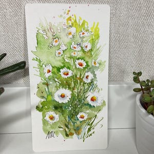 Mini margherite acquerellate – Fiori di campo estivi – Dipinto originale in miniatura piccolo formato 8x15 cm
