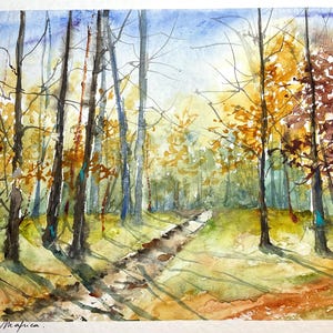 Acquerello originale di paesaggio forestale in autunno, dipinto di un sentiero nel sottobosco, illustrazione di alberi in autunno