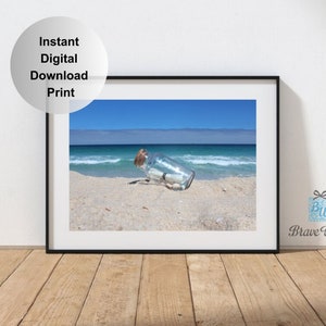 Bericht in een fles Instant Digitale Download Print, afdrukbare kunst, piratenschatkaart, stranddecor, glazen fles, strand in een flesfoto