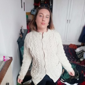 Vintage chunky wool cream hand knitted cardigan