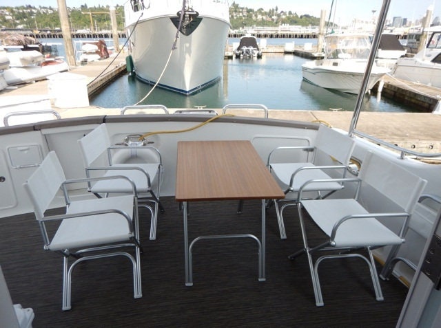 FORMA MARINE Table Pliante Bateau En Teck 62x88cm, Cadre Alu 25mm, Hauteur 61cm, Pieds Antidérapants - Modèle M400T