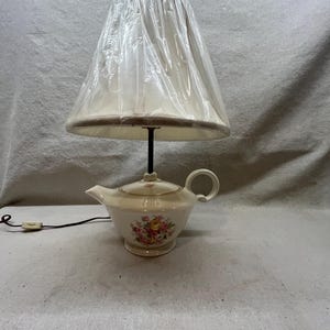Lampada da teiera Edwin Knowles riciclata