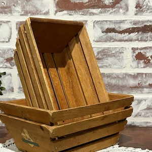 Old Wooden Box Basket Hiram Walker Culinary Collection | Vintage Wood Box | Distressed Wood Box | Storage Container | Wooden Small Crate Box