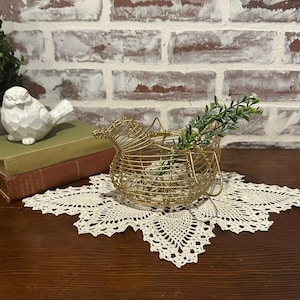Vintage Small Wire Chicken Shaped Egg Basket w/ Handles | Country Farmhouse Decor | Spring Decor | Home Decor | Easter Tablescape