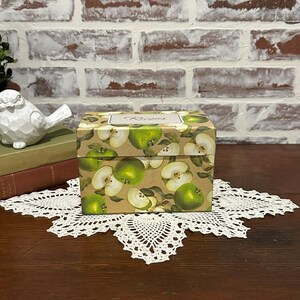 Vintage Recipe Box w/ Lid by Studio18 | Green Apples Design | Index Box | Homemade Recipe Box