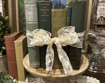 Set of 5 Vintage Books Customizable by Color Random Selection | Home Library Decor | Wedding Reception Decor | Cabinet Office | Movie Props