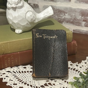 Antique New Testament Bible Pocket Size Book Oxford Printed at the University Press London Henry Frowde | Religious Spirituality Book
