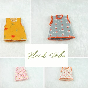 Kleid, Deko,  Miniatur für die Puppenstube, Kleidung, Maßstab 1:12