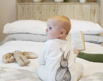 BABY BUNNY SHOWER play suits オールインワン Bunny Sleepsuit - Unisex Baby Clothes - Baby Shower Gift - Bunny