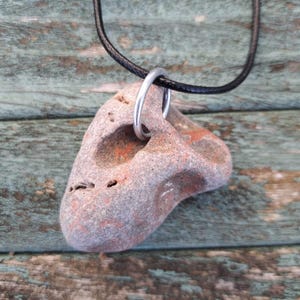 Celtic Hagstone Pendant, Holey stone, Healing amulet, Odin stone, Protection stone, Outlander, Scotland, Scottish
