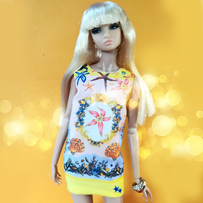 Dress with lining in Baroque Style for Fashion doll 12 Inches. image 2