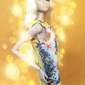 Dress with lining in Baroque Style for Fashion doll 12 Inches. image 3