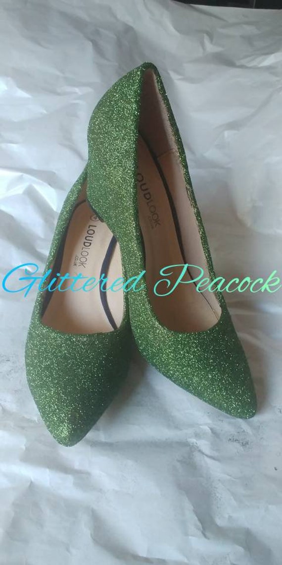 olive colour shoes